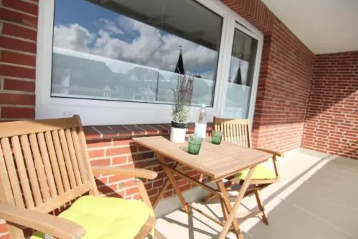 Terrace/Patio 4 of 10