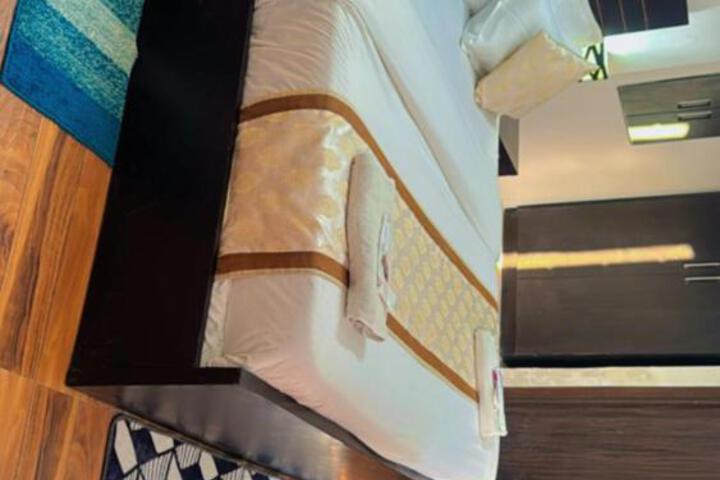 Pearl suites at Omaxe entrenity