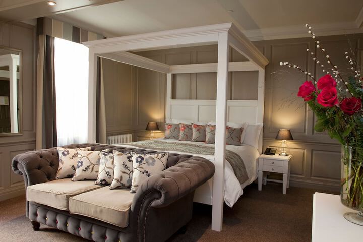 Room 16 of 34