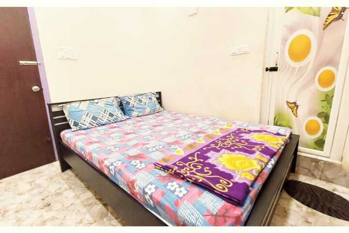 Room 2 of 11
