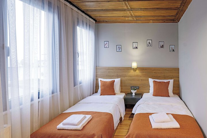 Room 50 of 72