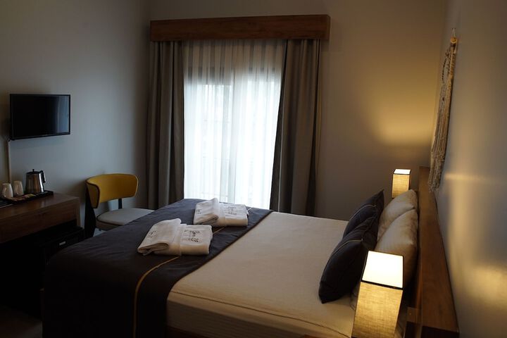 Room 16 of 68