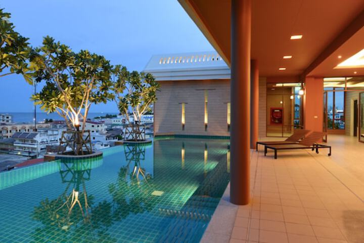 Hotel 102 of 108