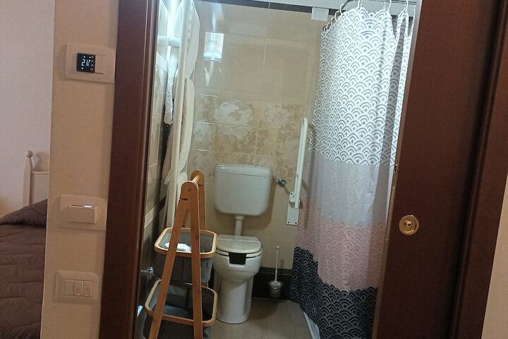 Room 41 of 97