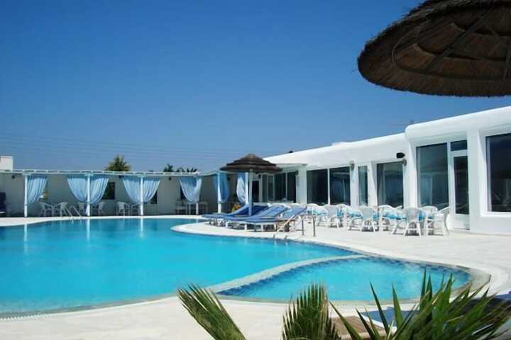 Pool Hotel