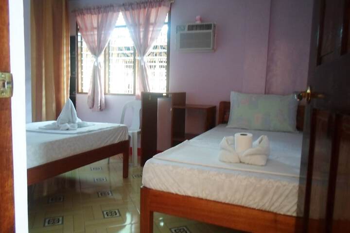 Room 9 of 20