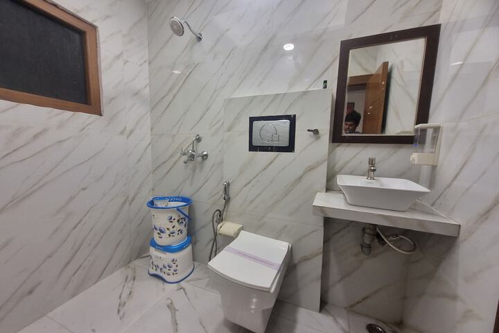 Room 20 of 42