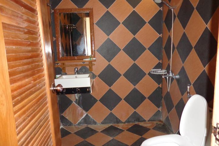 Room 24 of 67