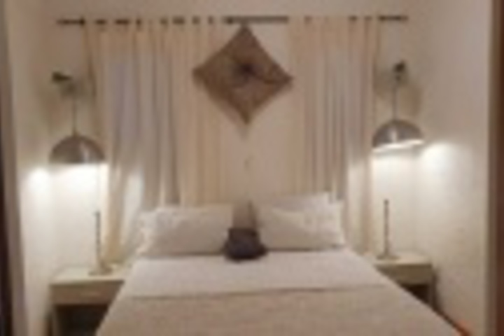 Room 221 of 324