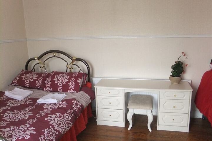 Room 8 of 22