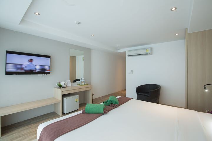 Room 14 of 71