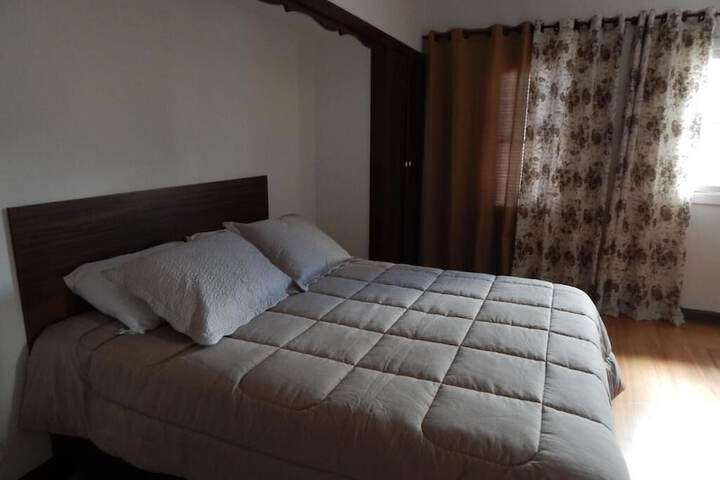 Room 4 of 13