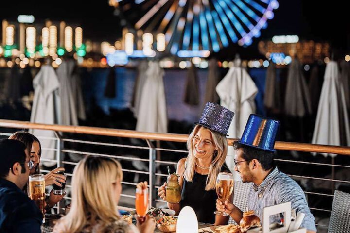Lounge 171 of 222