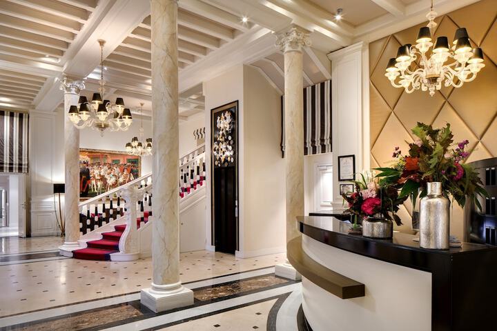 Lobby Entry