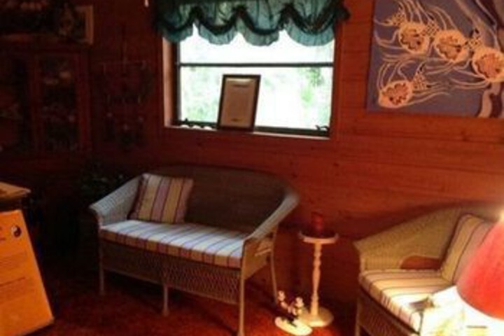 Room 6 of 34