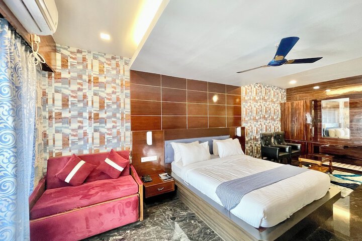 Room 4 of 71