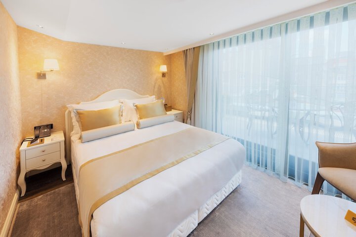 Room 20 of 36