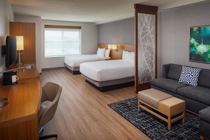 Room 11 of 25