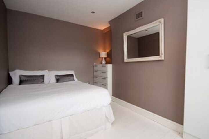 Room 14 of 15