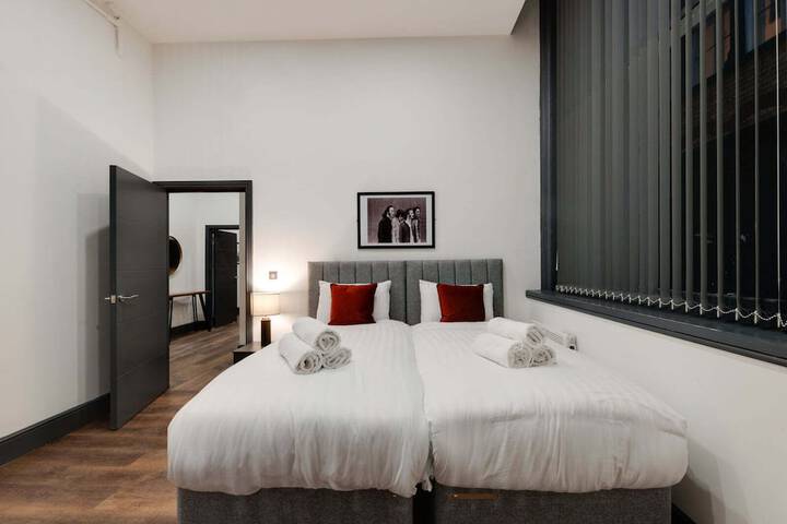 Room 21 of 81