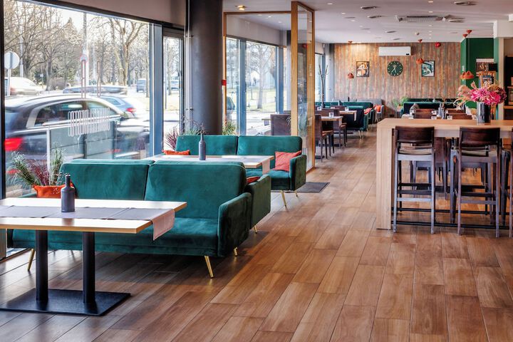 Breakfast area