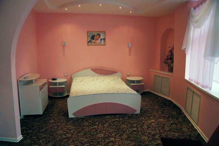 Room 24 of 53