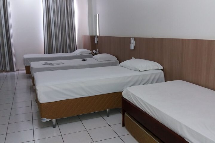 Room 4 of 36