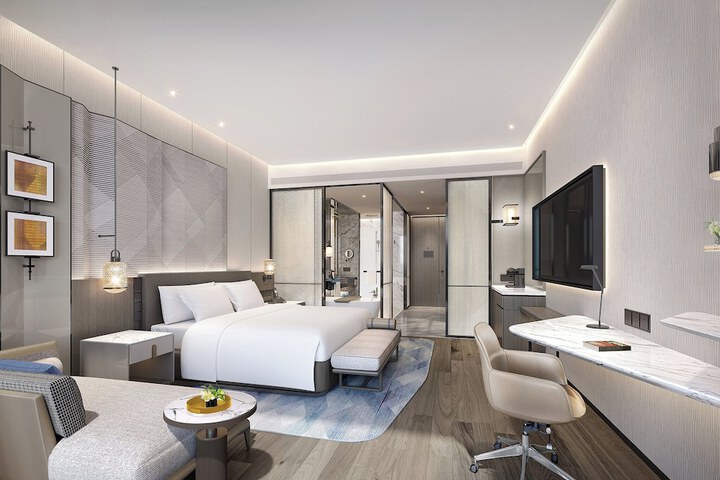 Room 2 of 72