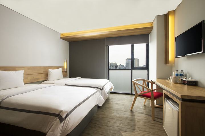 Room 21 of 41
