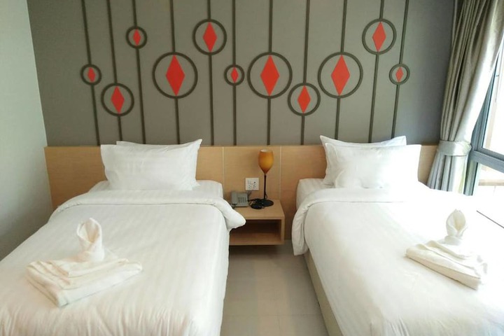 Room 3 of 69