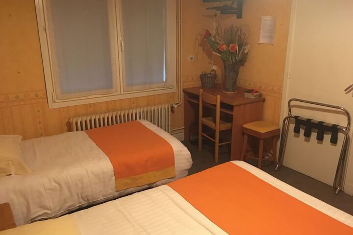 Room 7 of 64