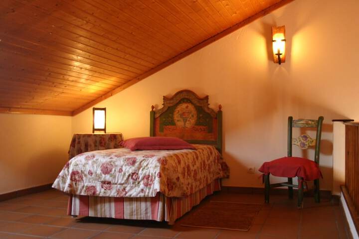 Room 6 of 38