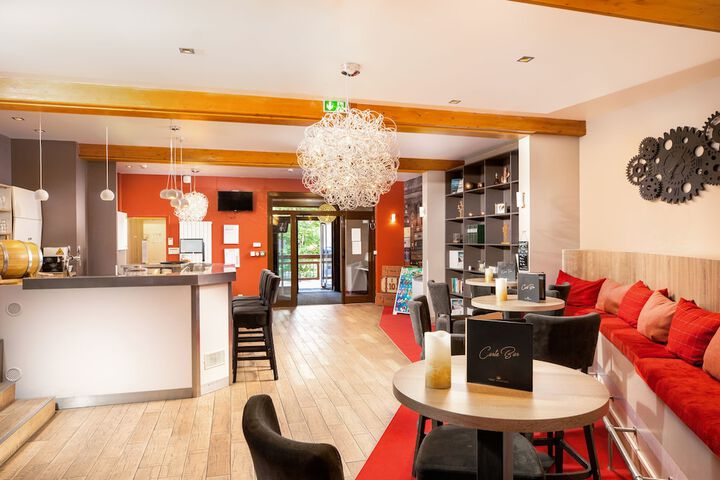 Hotel Interior 2 of 129