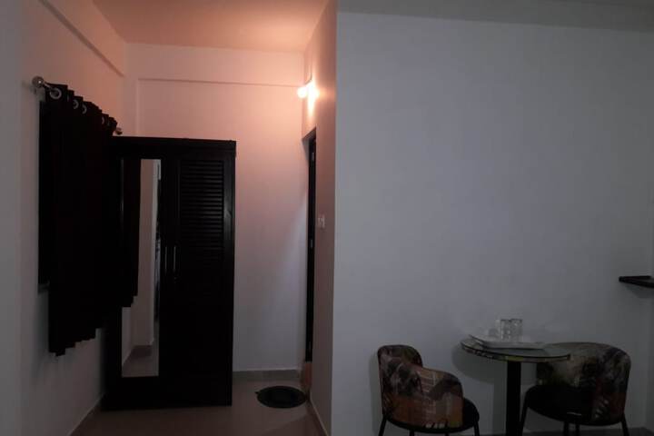 Room 16 of 22