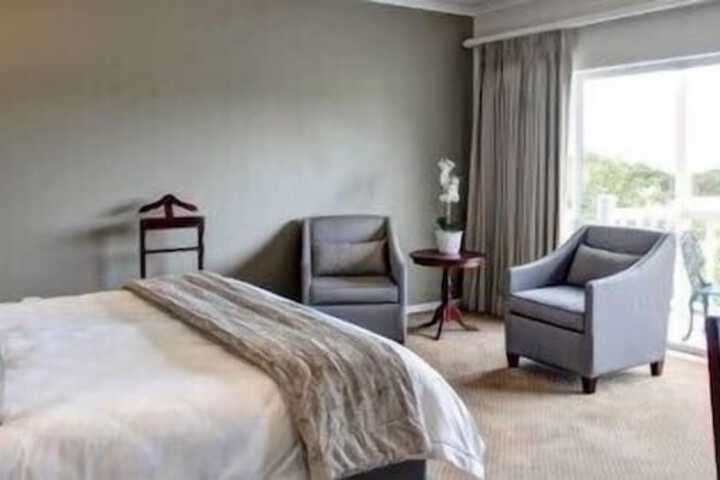 Room 35 of 100