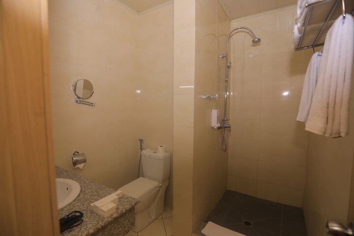 Room 56 of 120