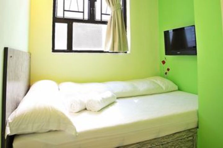 Room 56 of 93