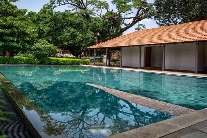 Pool 32 of 45