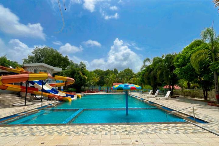 Pool 45 of 63