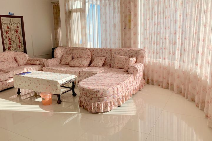 Room 25 of 57