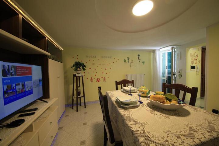 Photo of Dolls House Holiday Home