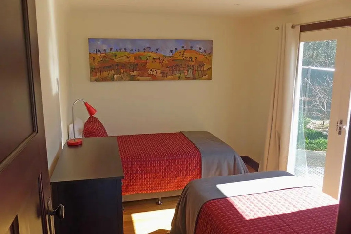 Room 2 of 20