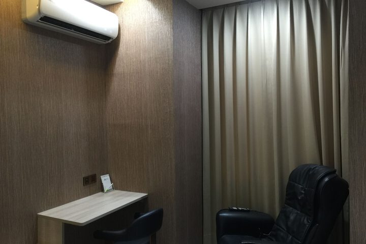 Room 28 of 51