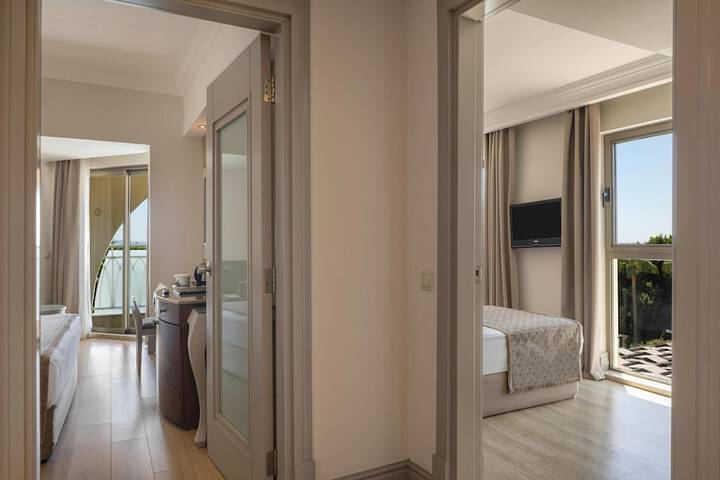 Room 10 of 134