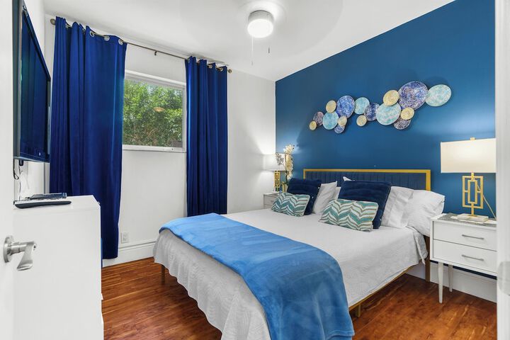 Room 20 of 120