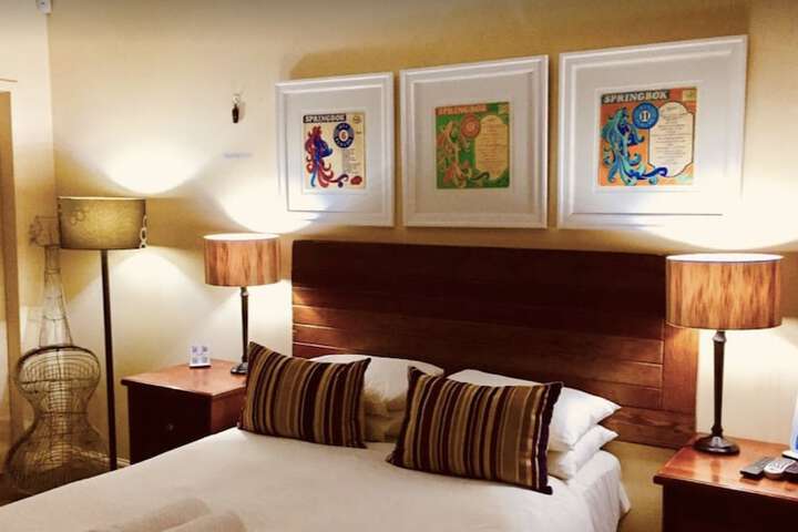 Room 12 of 37