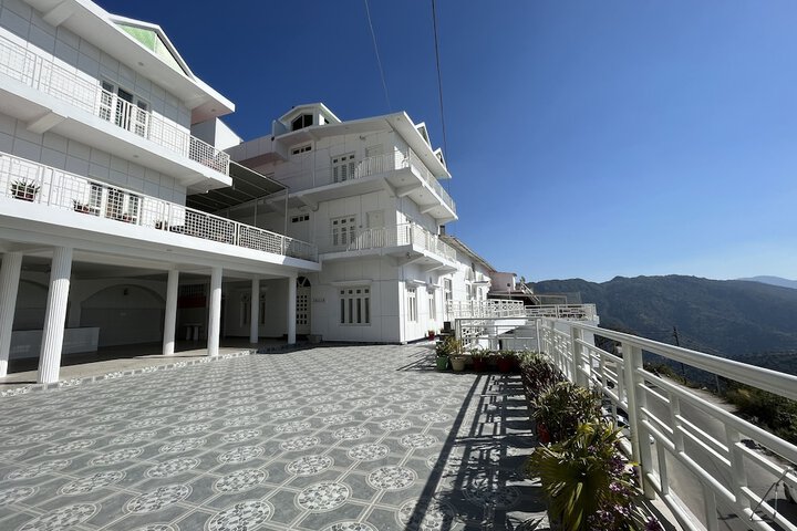 Gautam Residency Chamba in Tehri
