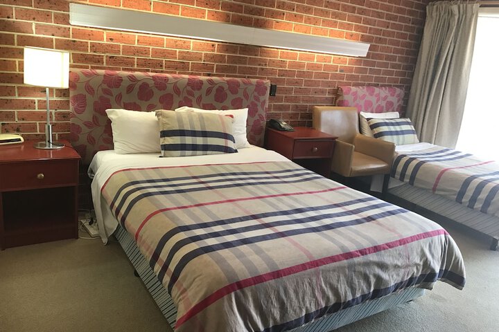 Room 13 of 39