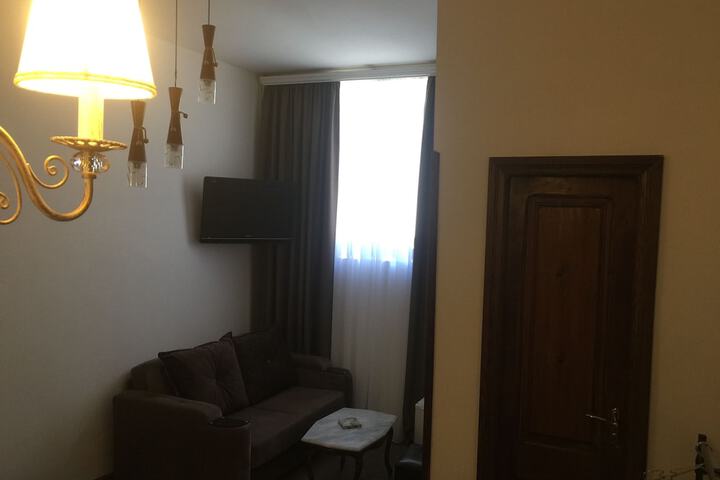 Room 37 of 54
