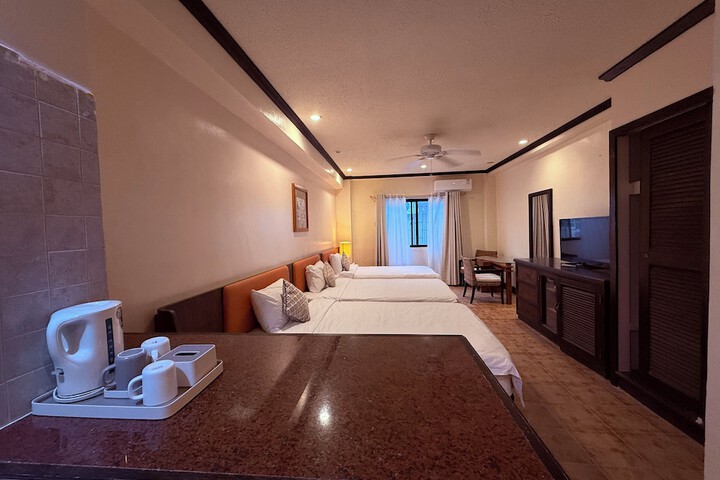 Room 15 of 73
